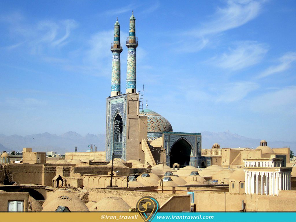 مناره های بلند مسجد جامع یزد