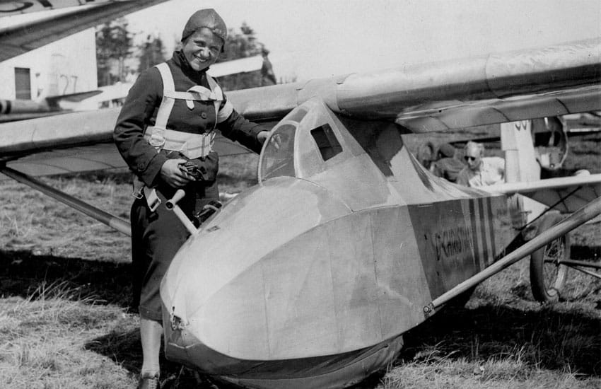 زنان خلبان